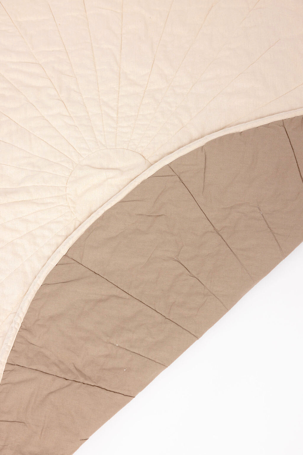 Sparrow/Desert Lark - Linen Quilted Playmat - Image 2