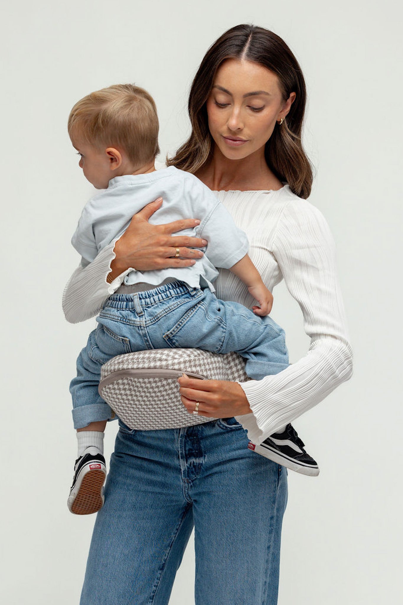 Lewis - Toddler Hip Seat - Image 5
